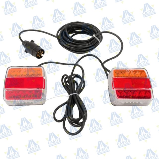 Kit Piloto Trasero Cuadr Led 12 24V 4 Funciones Cable 2 5M 7 5M